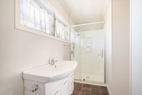 Photo of property in 255 Te Atatu Road, Te Atatu South, Auckland, 0610