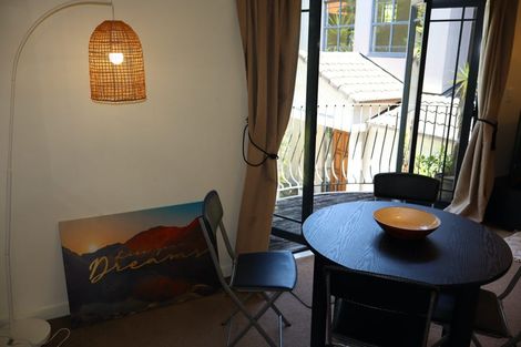 Photo of property in 15a Beresford Street, Bayswater, Auckland, 0622