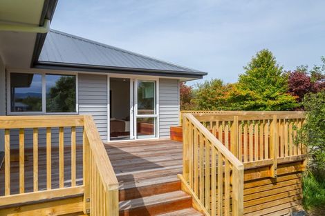 Photo of property in 3 Macrocarpa Lane, Carterton, 5713