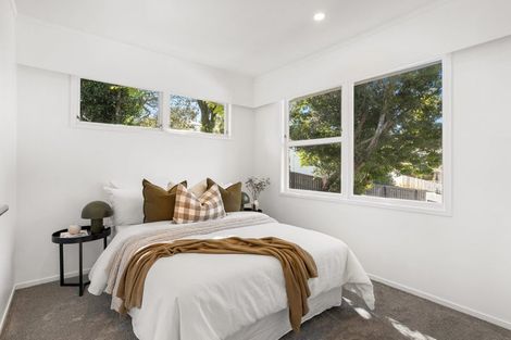 Photo of property in 51 Cyclarama Crescent, Massey, Auckland, 0614