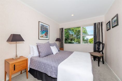 Photo of property in 25 Catalina Crescent, Forrest Hill, Auckland, 0620
