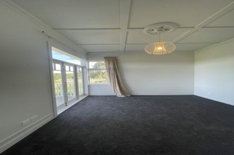 Photo of property in 50 Wairoa Road, Narrow Neck, Auckland, 0624