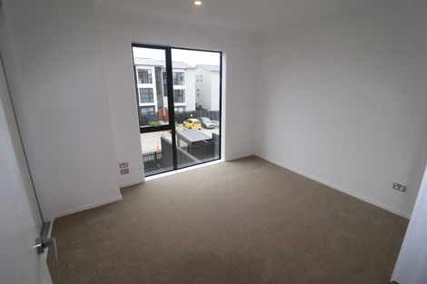 Photo of property in 34 Hobsonville Point Road, Hobsonville, Auckland, 0616