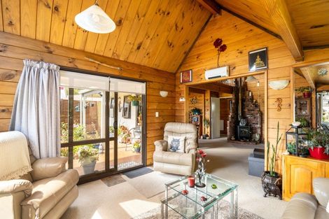 Photo of property in 3 Ngarue Place, Waitara, 4320