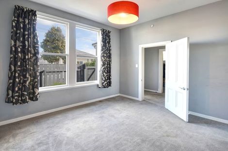 Photo of property in 35 Wesley Street, South Dunedin, Dunedin, 9012