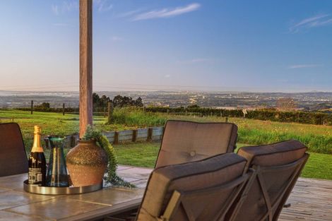 Photo of property in 118 Paparata Road, Bombay, 2675