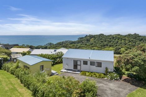 Photo of property in 435 Onemana Drive, Onemana, Whangamata, 3691