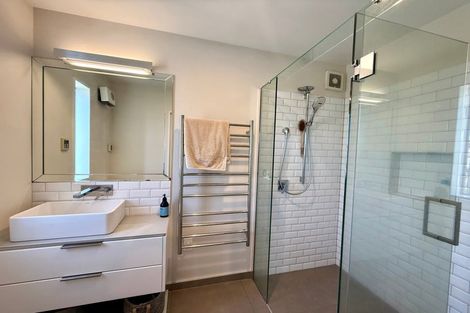 Photo of property in 177 Weston Road, St Albans, Christchurch, 8052