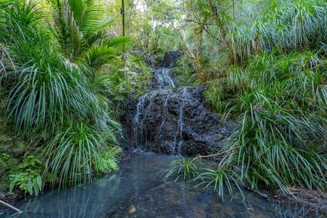 Photo of property in 1220f Te Rerenga Kuaotunu Road, Kuaotunu West, Whitianga, 3592