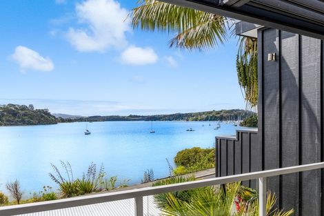 Photo of property in 1184 Sandspit Road, Sandspit, Warkworth, 0982