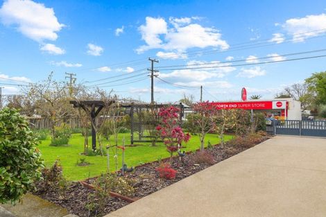 Photo of property in 240 High Street North, Carterton, 5713