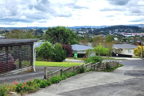 Photo of property in 12a Bilkey Avenue, Pukekohe, 2120