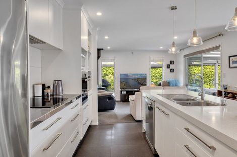 Photo of property in 2 Bernies Way, Ohauiti, Tauranga, 3112