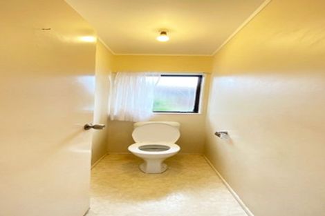 Photo of property in 2/79 Aberfeldy Avenue, Highland Park, Auckland, 2010