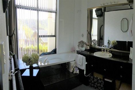 Photo of property in 27 Coates Street, Greymouth, 7805