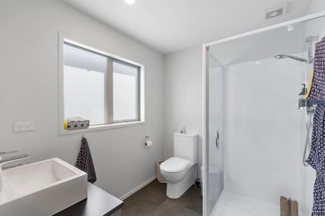 Photo of property in 5 Shamrock Crest, Omaha, 0986