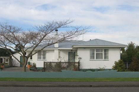 Photo of property in 1413 Woodstock Avenue, Mayfair, Hastings, 4122