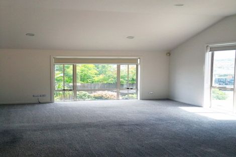 Photo of property in 6 Ponderosa Drive, Oteha, Auckland, 0632