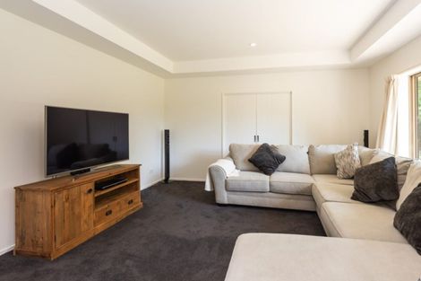 Photo of property in 16 Hemingway Place, Spencerville, Christchurch, 8083