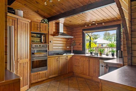 Photo of property in 29 Domain Road, Ormond, Gisborne, 4071