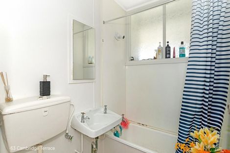 Photo of property in 63 Cambridge Terrace, Kaiti, Gisborne, 4010