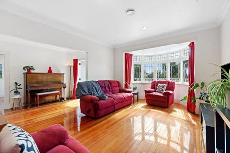 Photo of property in 84 Waitaha Road, Welcome Bay, Tauranga, 3112