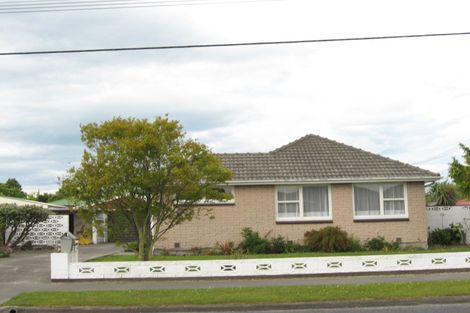 Photo of property in 24 Compton Street, Woolston, Christchurch, 8062