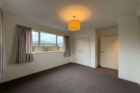 Photo of property in 18 Sinclair Street, Ebdentown, Upper Hutt, 5018