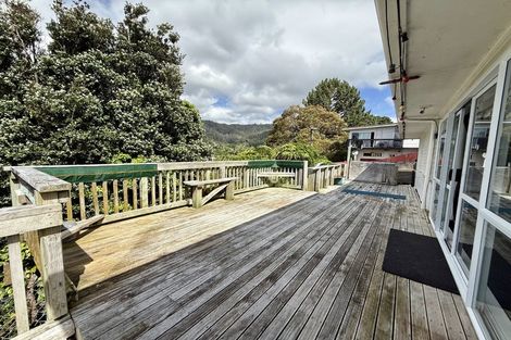 Photo of property in 17 Amundsen Grove, Stokes Valley, Lower Hutt, 5019