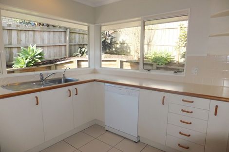 Photo of property in 1/21 Westview Court, Somerville, Auckland, 2014