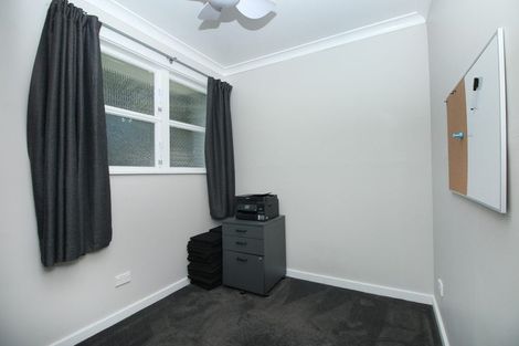 Photo of property in 14 Viscount Place, West End, Palmerston North, 4412