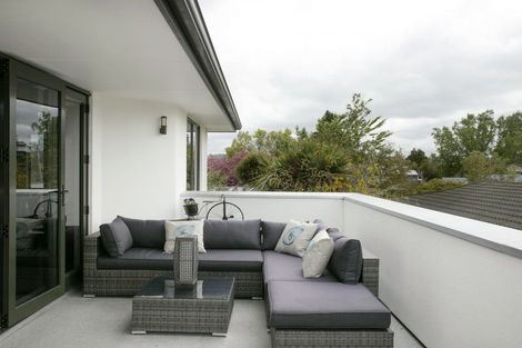 Photo of property in 2/17 Rainbow Drive, Rainbow Point, Taupo, 3330