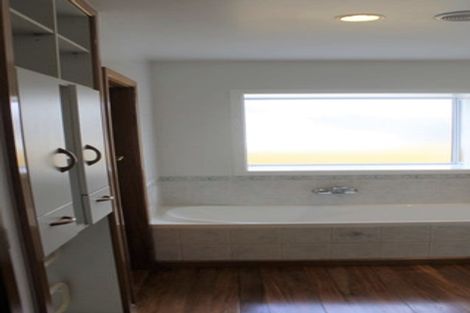 Photo of property in 12 Nyoli Street, Northcote, Christchurch, 8052