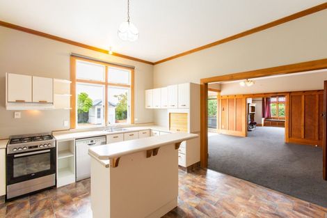 Photo of property in 82 Aerodrome Road, Dannevirke, 4972