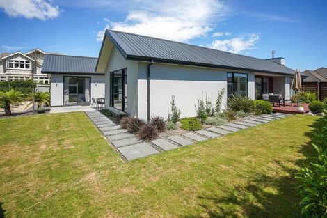 Photo of property in 50 Covent Drive, Stoke, Nelson, 7011