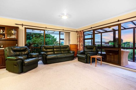 Photo of property in 31 Bayview Road, Paremata, Porirua, 5024