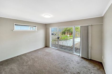 Photo of property in 134 Sunset Road, Unsworth Heights, Auckland, 0632