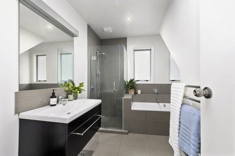 Photo of property in 4 Pinnacle Street, Seatoun, Wellington, 6022