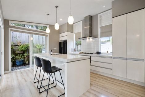 Photo of property in 78 Cape Hill Road, Pukekohe, 2120