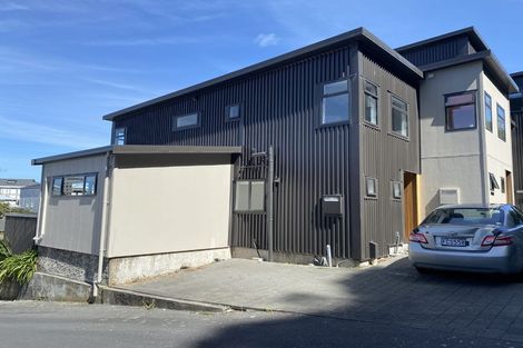 Photo of property in 155 Grant Road, Thorndon, Wellington, 6011