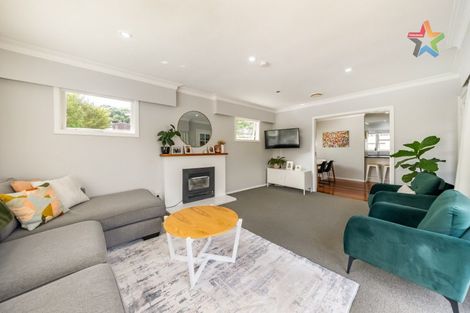 Photo of property in 46 Cedar Street, Maungaraki, Lower Hutt, 5010