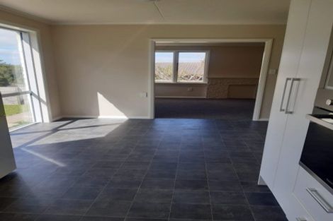 Photo of property in 8 Honeystone Street, Helensburgh, Dunedin, 9010