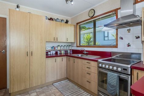 Photo of property in 6 Inlet View, Titahi Bay, Porirua, 5022