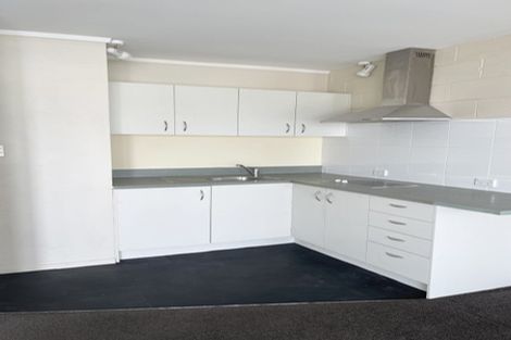 Photo of property in 3n Mountain Road, Mount Wellington, Auckland, 1060