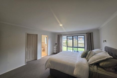 Photo of property in 15 Popata Close, Papamoa Beach, Papamoa, 3118