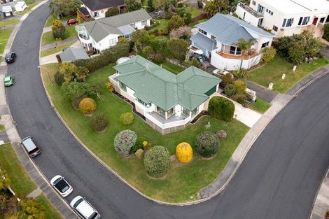 Photo of property in 1 Castaway Place, Gulf Harbour, Whangaparaoa, 0930