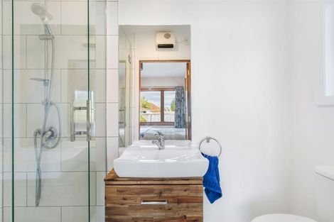 Photo of property in 13 Jennifer Street, Bryndwr, Christchurch, 8053