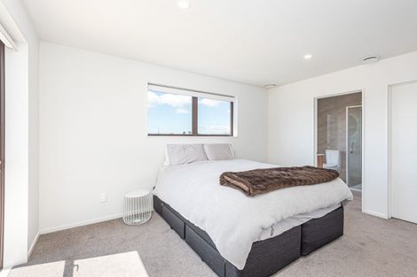 Photo of property in 3/9 Edgeware Road, St Albans, Christchurch, 8014