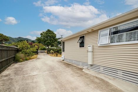 Photo of property in 74 Wainuiomata Road, Wainuiomata, Lower Hutt, 5014