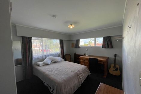 Photo of property in 1/77 Tiraumea Drive, Pakuranga, Auckland, 2010